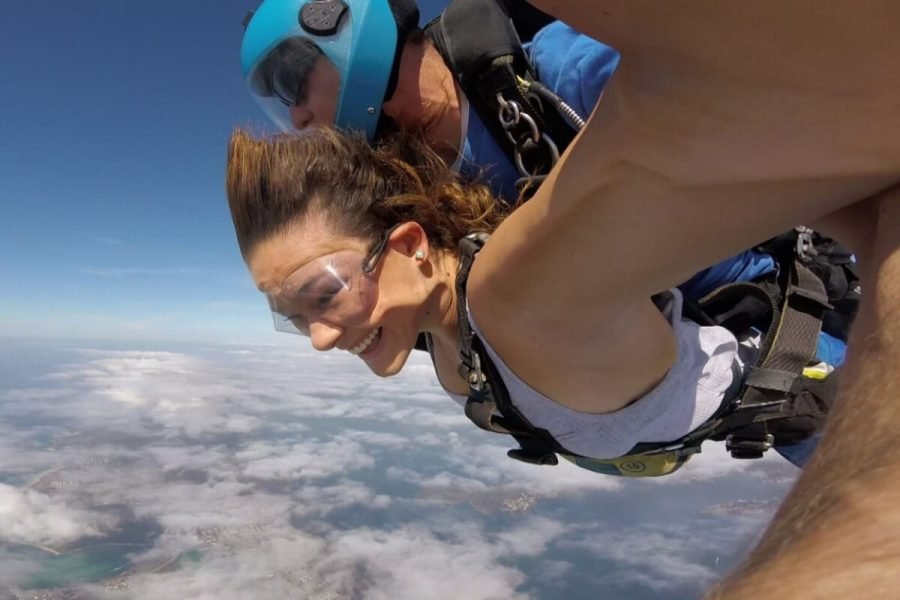 Experience The Adrenaline Rush – Sky Diving